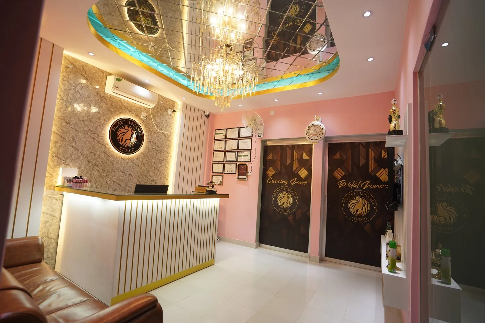 Secret Elegance Studio reception, Cutting Zone and Bridal Zone